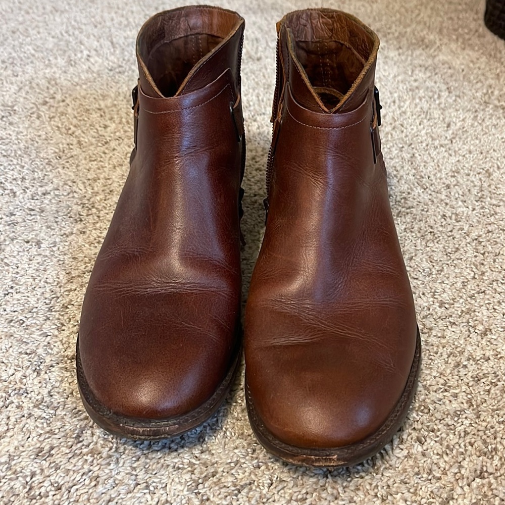 UGG brown leather booties